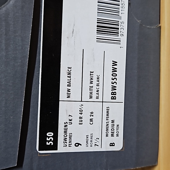 New Balance 550 Triple White Womens Shoe Sneaker BBW550WW - Picture 13 of 16